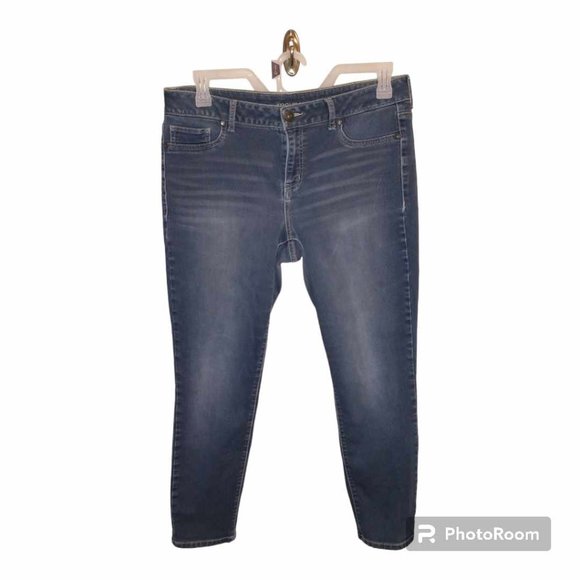 Maurices Denim - Womens jeans, dark wash denim, size L-S, maurices